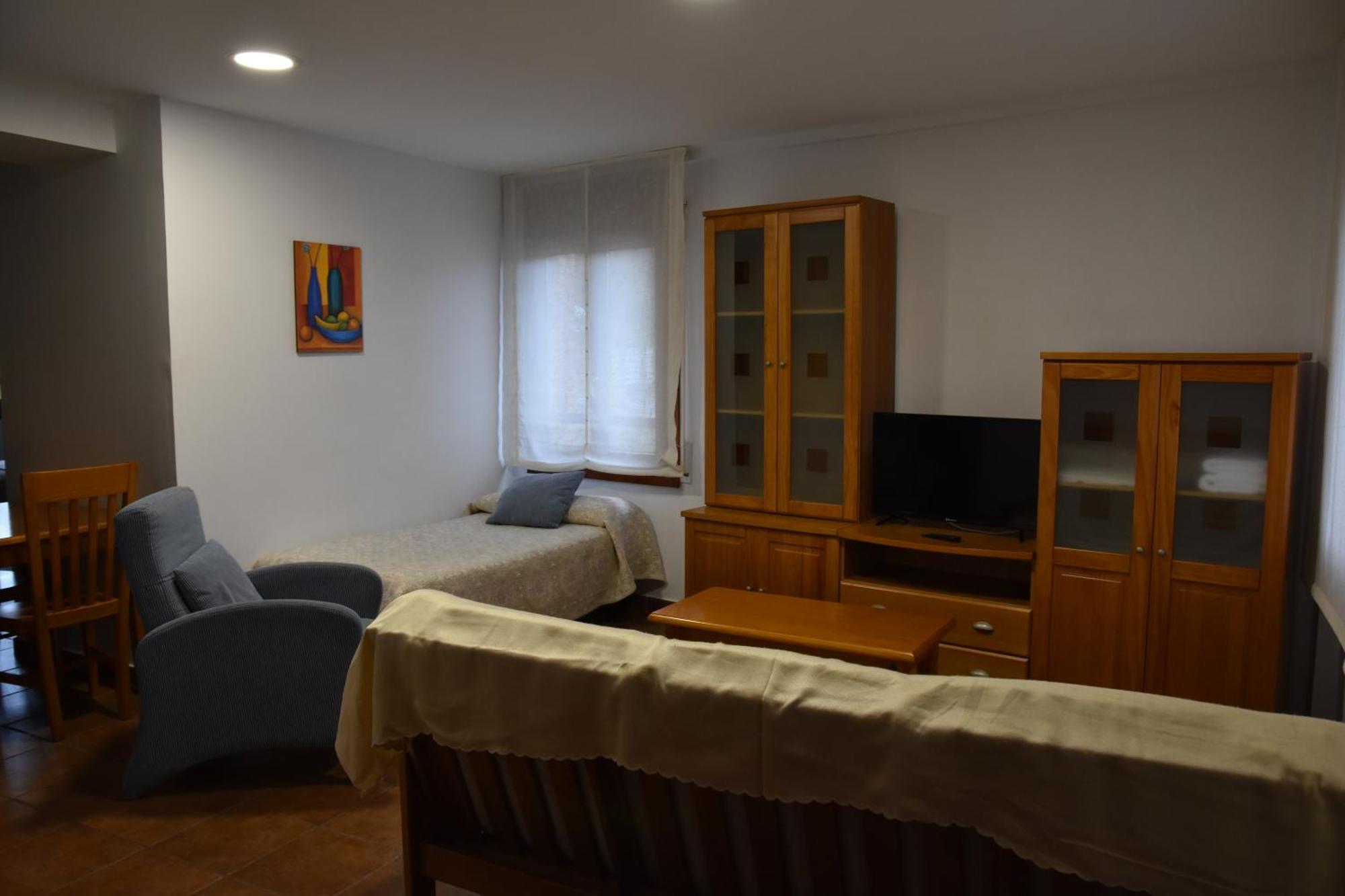 Aparthotel Tres Caminos El Grado Ngoại thất bức ảnh