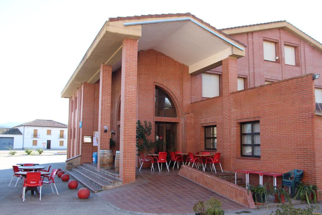 Aparthotel Tres Caminos El Grado Ngoại thất bức ảnh
